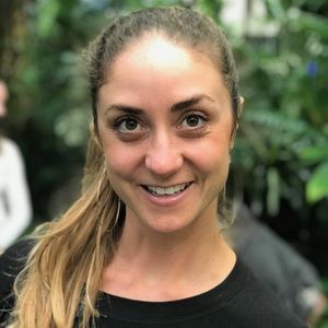 Meet your Posher, Lauren